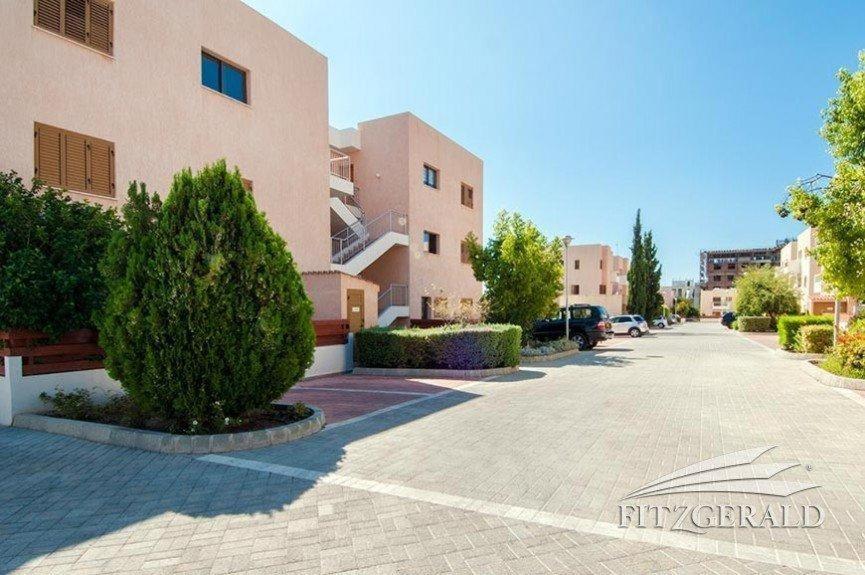 1 Bedroom Garden Flat, Sleeps 4 Paphos Extérieur photo