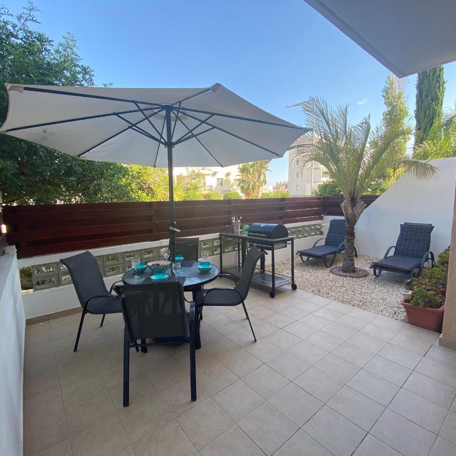 1 Bedroom Garden Flat, Sleeps 4 Paphos Extérieur photo