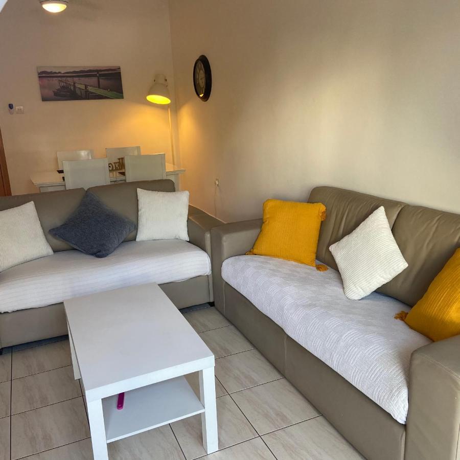 1 Bedroom Garden Flat, Sleeps 4 Paphos Extérieur photo
